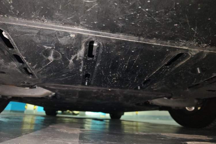 Used Li Auto i8 2025 Model Standard Version Chassis Rear