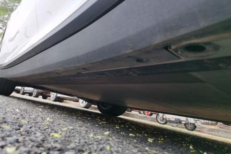 Used Li Auto i8 2025 Model Standard Version Chassis Rear Left
