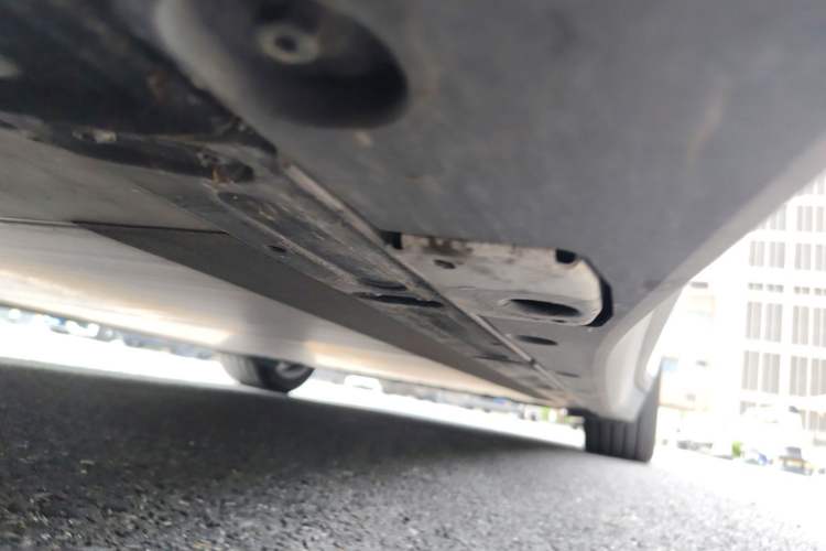 Used Li Auto i8 2025 Model Standard Version Chassis Rear Left