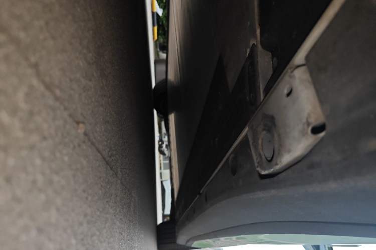 Used Li Auto i8 2025 Model Standard Version Chassis Rear Right