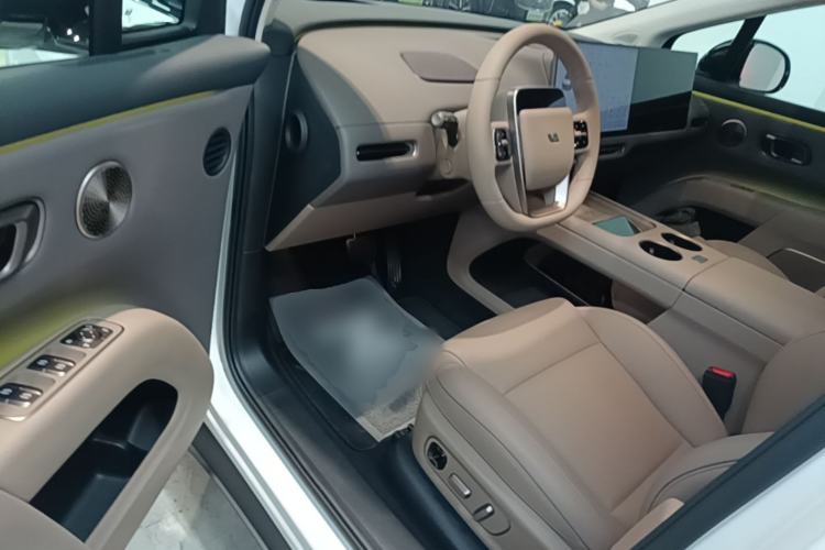 Used Li Auto i8 2025 Model Standard Version Driver Seat