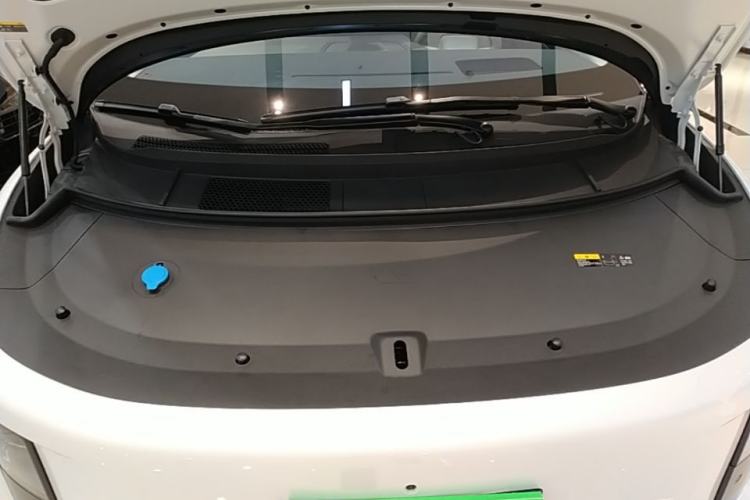 Used Li Auto i8 2025 Model Standard Version Engine Bay