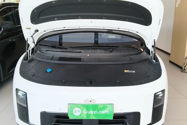 Used Li Auto i8 2025 Model Standard Version Engine Bay