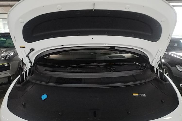 Used Li Auto i8 2025 Model Standard Version Engine Bay