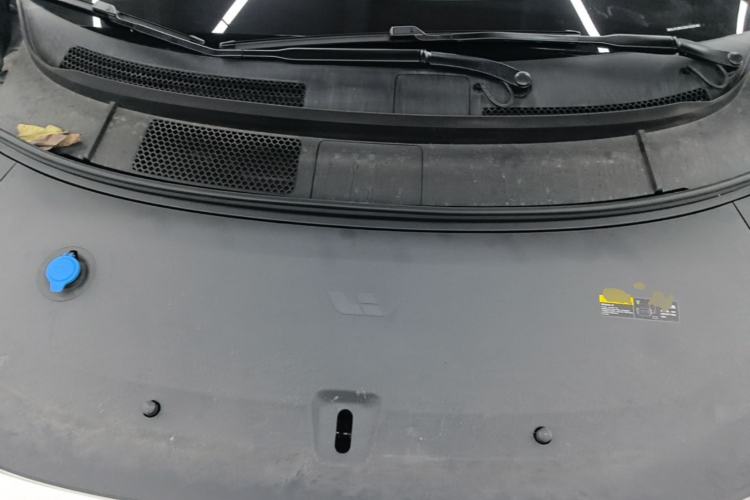 Used Li Auto i8 2025 Model Standard Version Engine Bay