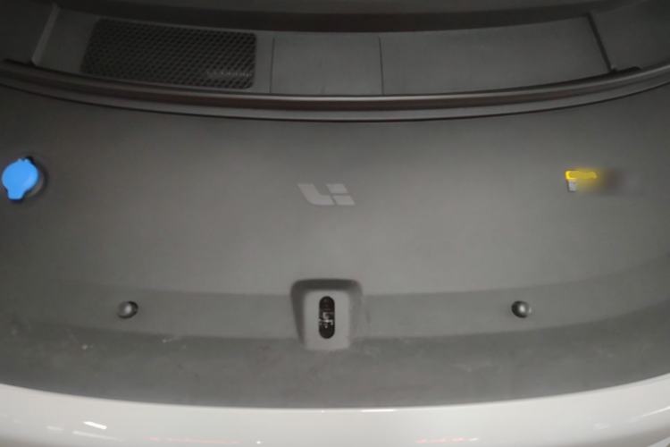 Used Li Auto i8 2025 Model Standard Version Engine Bay