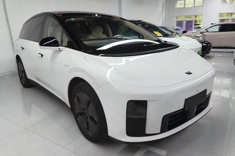 Used Li Auto i8 2025 Model Standard Version Exterior 1