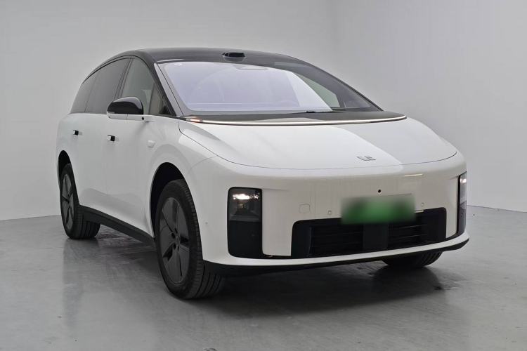 Used Li Auto i8 2025 Model Standard Version Exterior 2