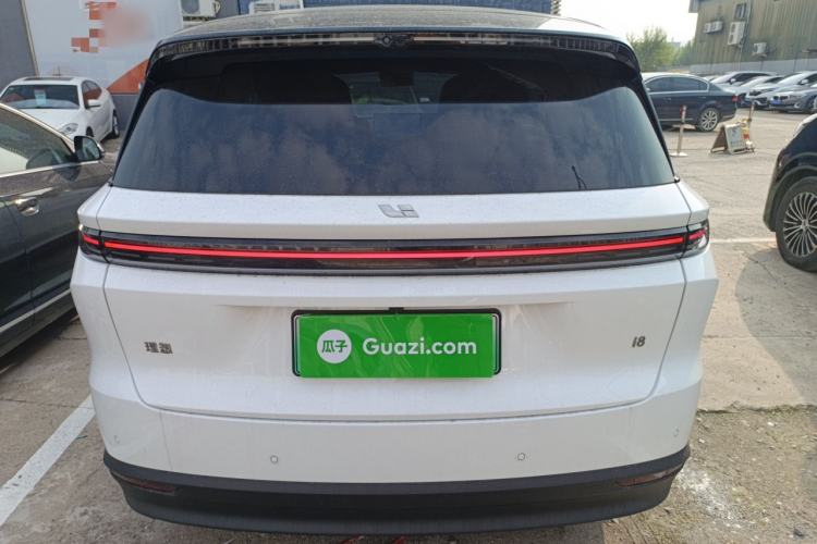Used Li Auto i8 2025 Model Standard Version Exterior 4