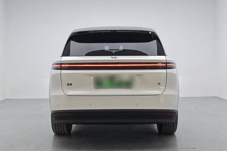 Used Li Auto i8 2025 Model Standard Version Exterior 4