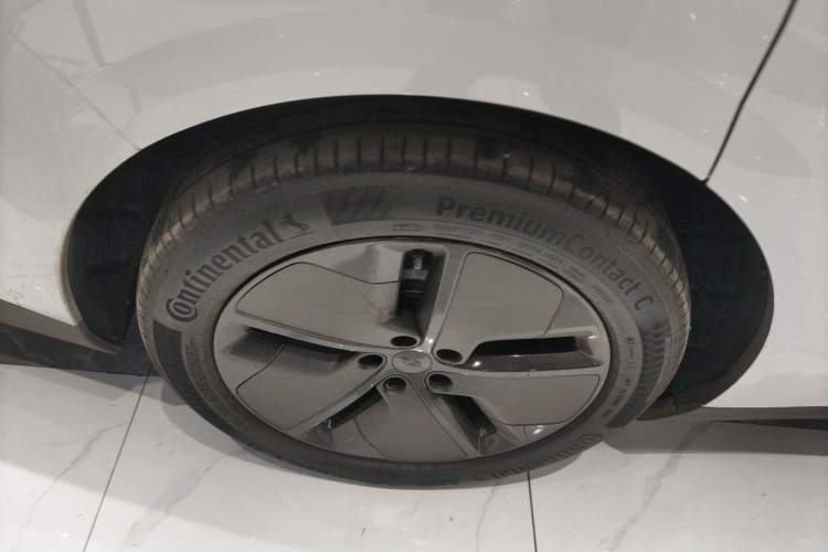 Used Li Auto i8 2025 Model Standard Version Exterior 5