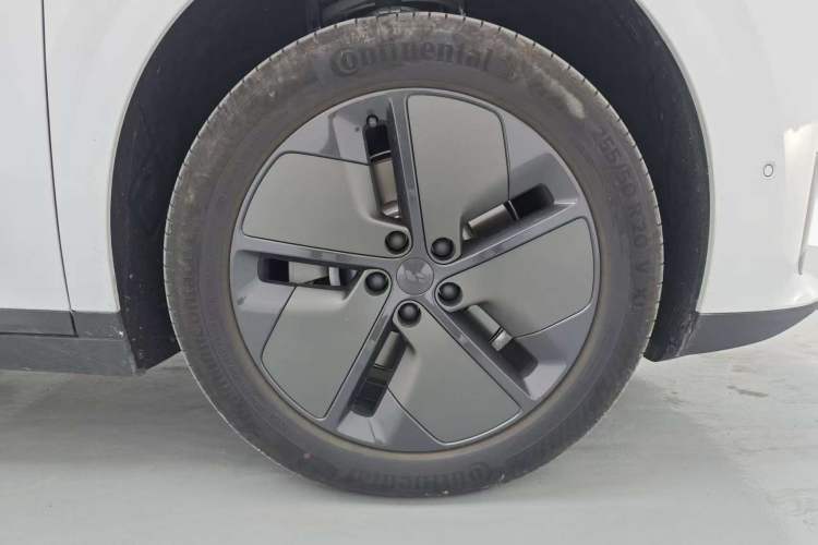 Used Li Auto i8 2025 Model Standard Version Exterior 6
