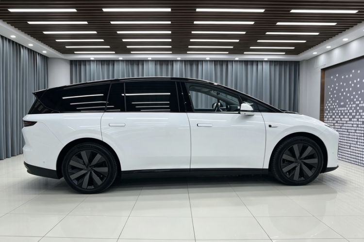 Used Li Auto i8 2025 Model Standard Version Exterior 8
