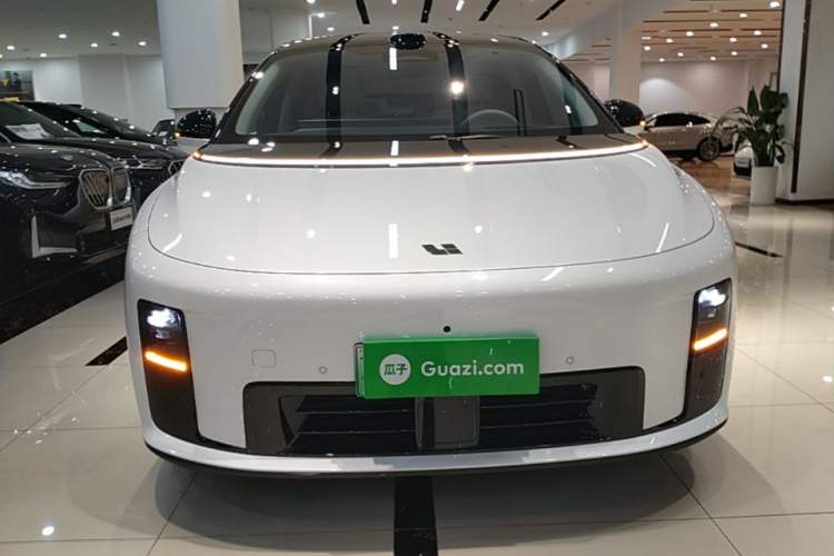 Used Li Auto i8 2025 Model Standard Version Front
