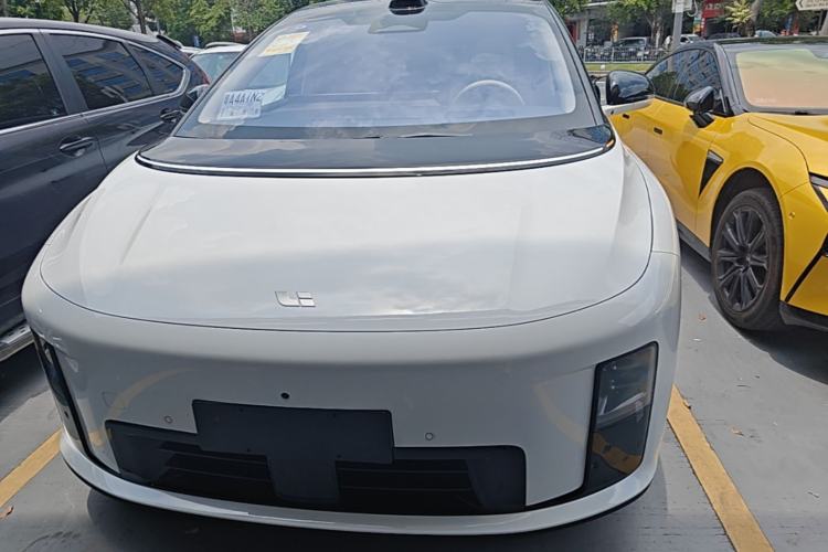 Used Li Auto i8 2025 Model Standard Version Front