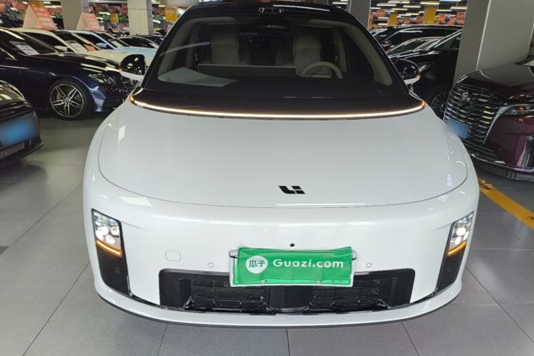 Used Li Auto i8 2025 Model Standard Version Front