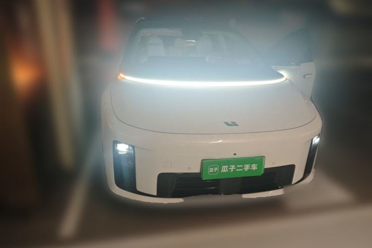 Used Li Auto i8 2025 Model Standard Version Front