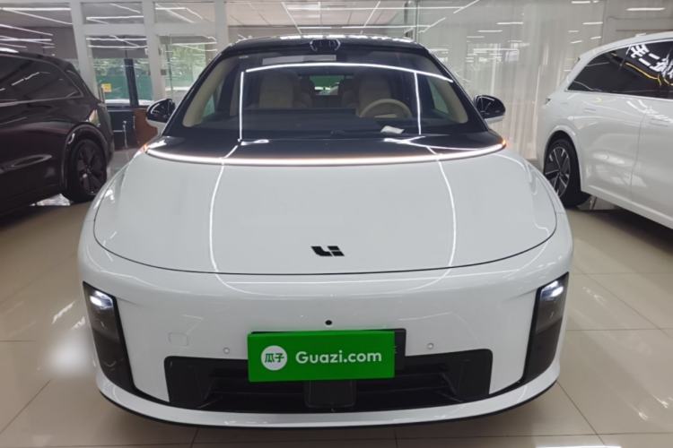 Used Li Auto i8 2025 Model Standard Version Front