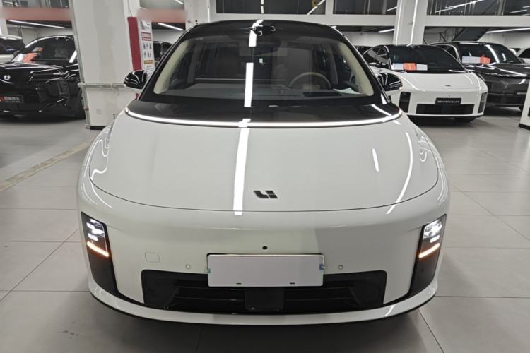 Used Li Auto i8 2025 Model Standard Version Front
