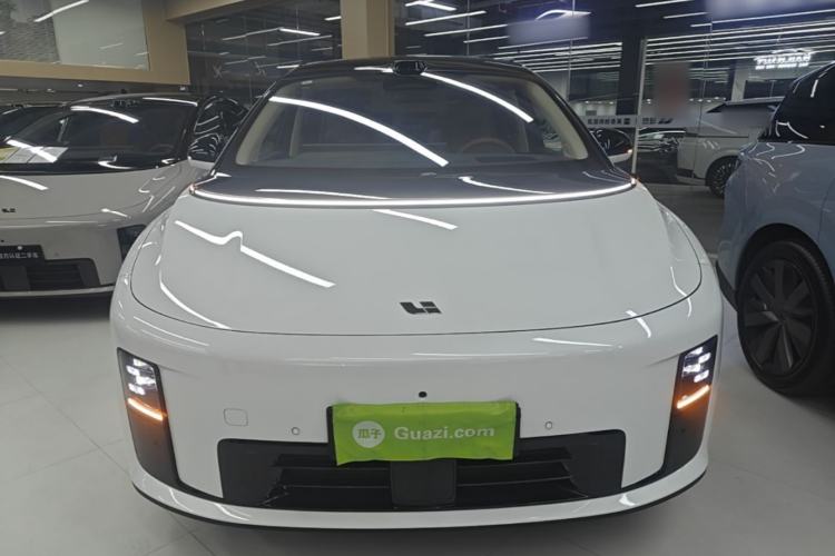 Used Li Auto i8 2025 Model Standard Version Front