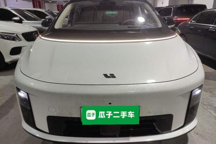 Used Li Auto i8 2025 Model Standard Version Front