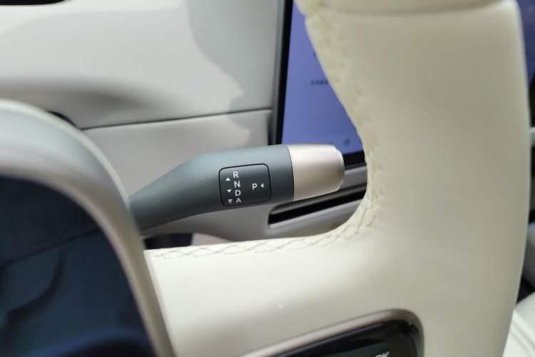 Used Li Auto i8 2025 Model Standard Version Gear Lever