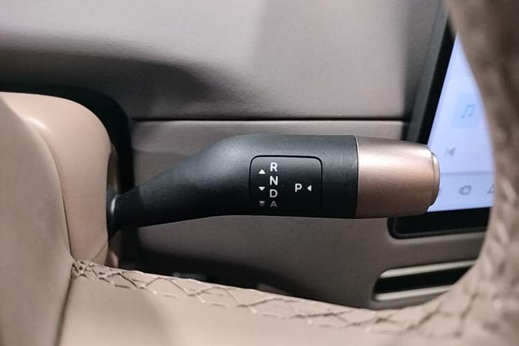 Used Li Auto i8 2025 Model Standard Version Gear Lever