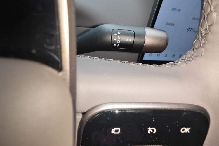 Used Li Auto i8 2025 Model Standard Version Gear Lever