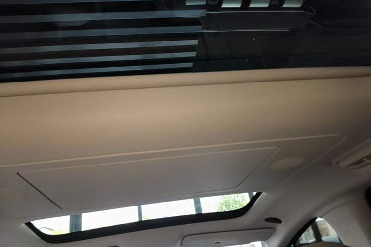 Used Li Auto i8 2025 Model Standard Version Headliner