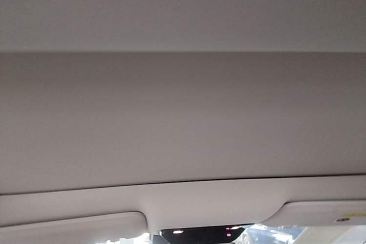 Used Li Auto i8 2025 Model Standard Version Headliner