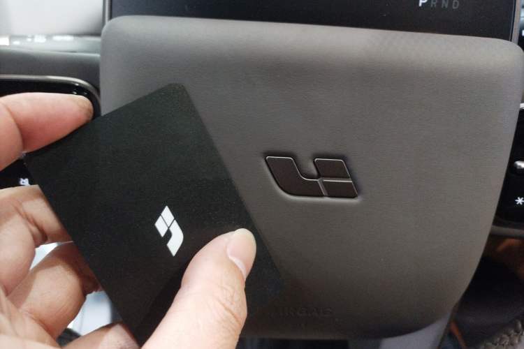 Used Li Auto i8 2025 Model Standard Version Interior 1