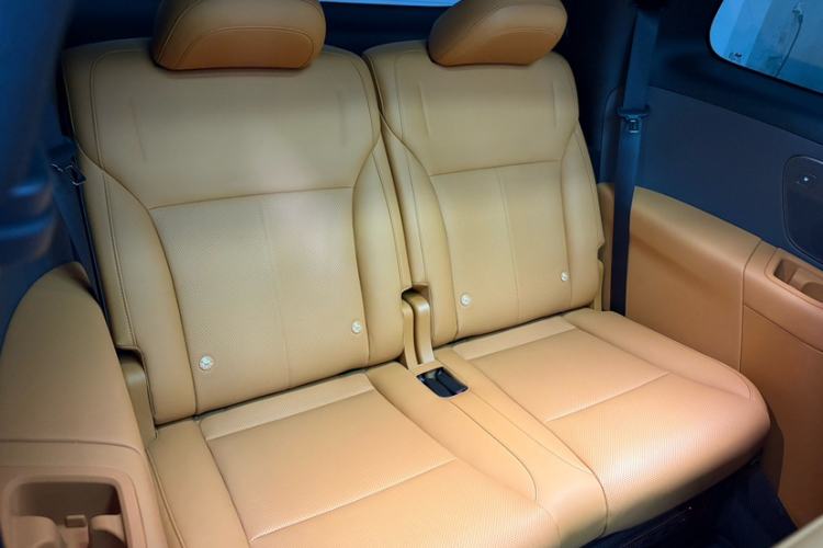 Used Li Auto i8 2025 Model Standard Version Interior 5