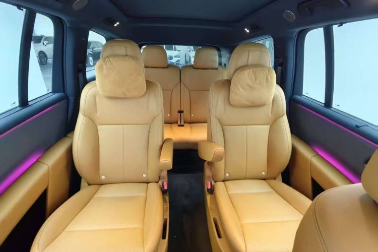 Used Li Auto i8 2025 Model Standard Version Interior 8