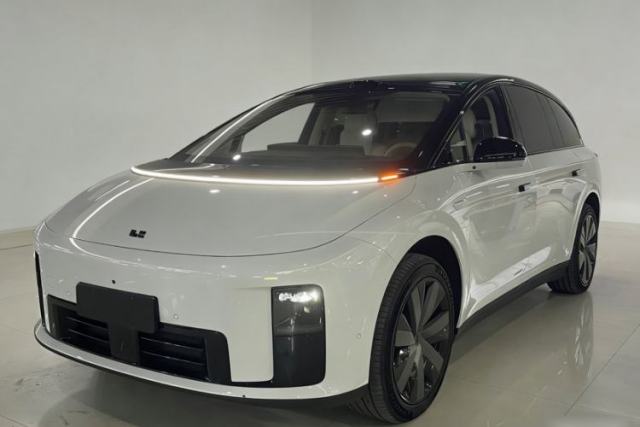 Used Li Auto i8 2025 Model Standard Version