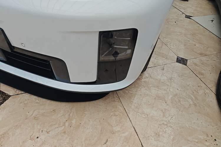 Used Li Auto i8 2025 Model Standard Version Left Front Headlight