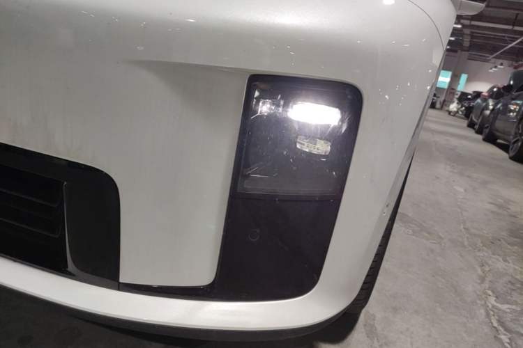 Used Li Auto i8 2025 Model Standard Version Left Front Headlight