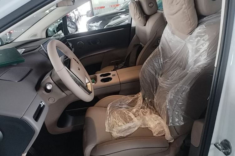 Used Li Auto i8 2025 Model Standard Version Left Front Seat