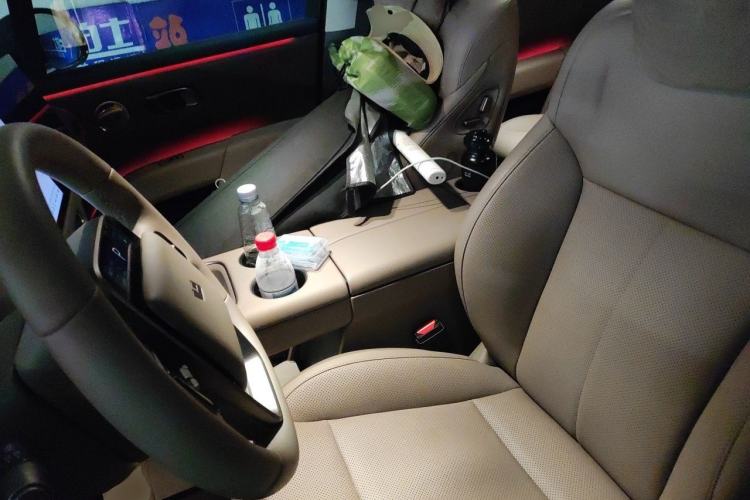 Used Li Auto i8 2025 Model Standard Version Left Front Seat