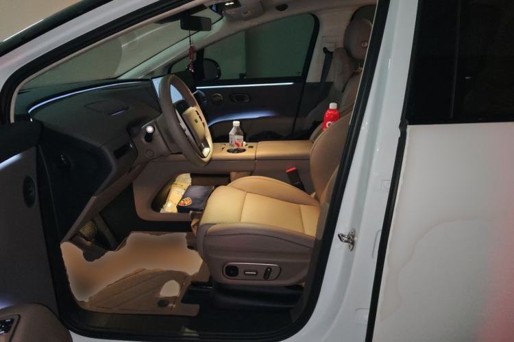 Used Li Auto i8 2025 Model Standard Version Left Front Seat