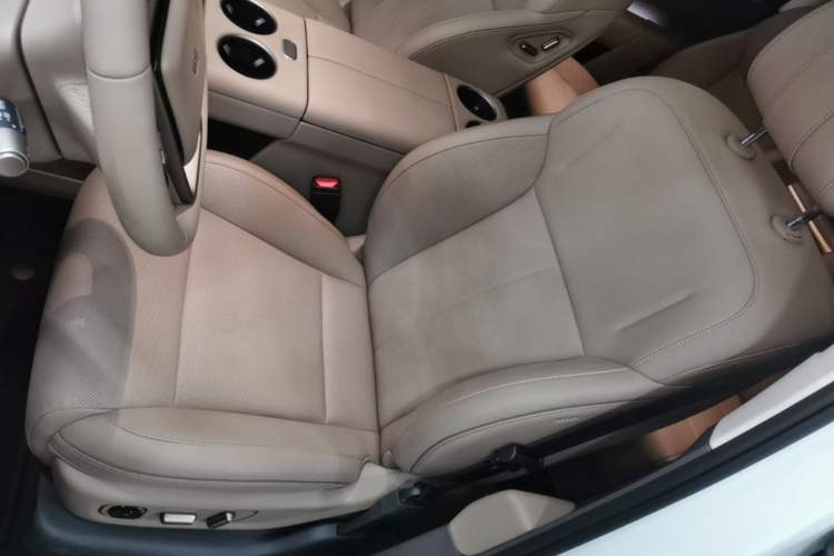 Used Li Auto i8 2025 Model Standard Version Left Front Seat