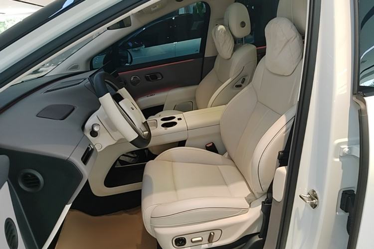 Used Li Auto i8 2025 Model Standard Version Left Front Seat