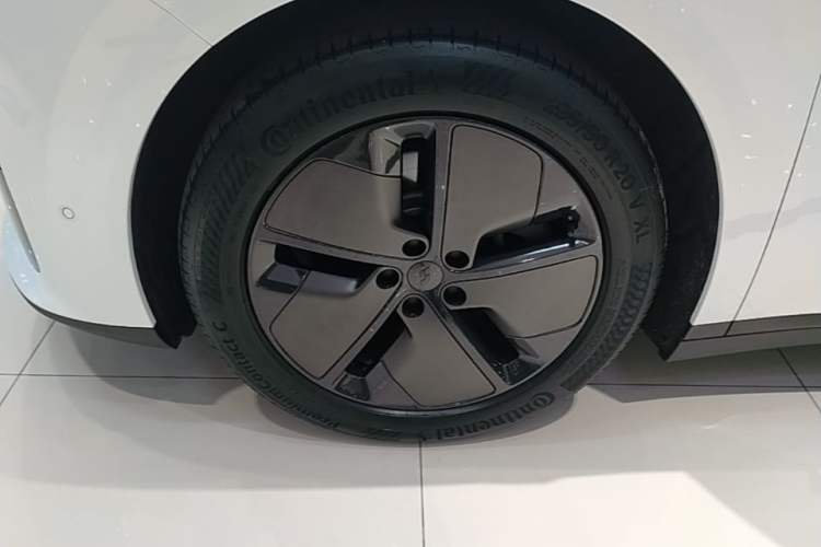 Used Li Auto i8 2025 Model Standard Version Left Front Wheel Hub