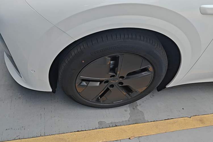 Used Li Auto i8 2025 Model Standard Version Left Front Wheel Hub