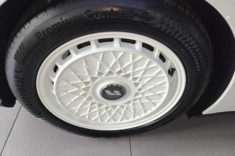 Used Li Auto i8 2025 Model Standard Version Left Front Wheel Hub
