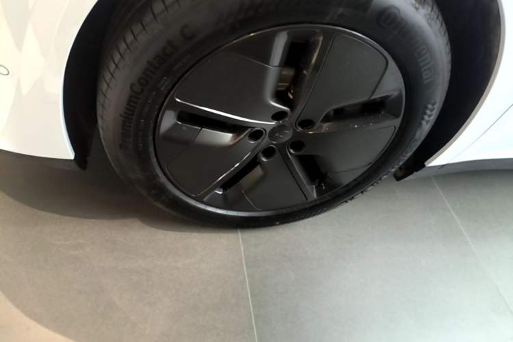 Used Li Auto i8 2025 Model Standard Version Left Front Wheel Hub