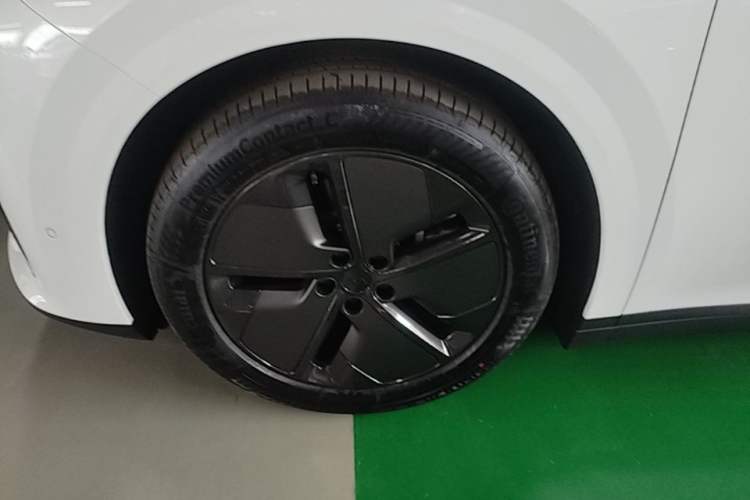Used Li Auto i8 2025 Model Standard Version Left Front Wheel Hub