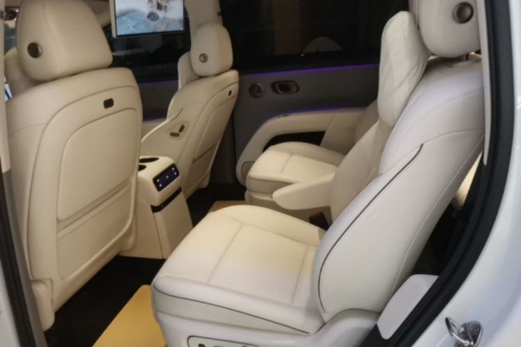 Used Li Auto i8 2025 Model Standard Version Left Rear Seat