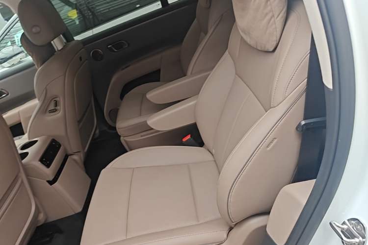 Used Li Auto i8 2025 Model Standard Version Left Rear Seat