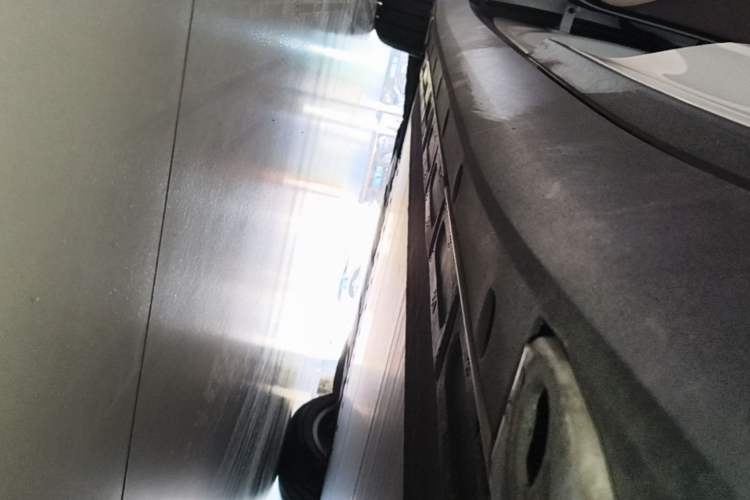 Used Li Auto i8 2025 Model Standard Version Left Side Sill