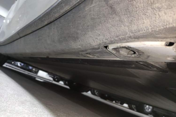Used Li Auto i8 2025 Model Standard Version Left Side Sill